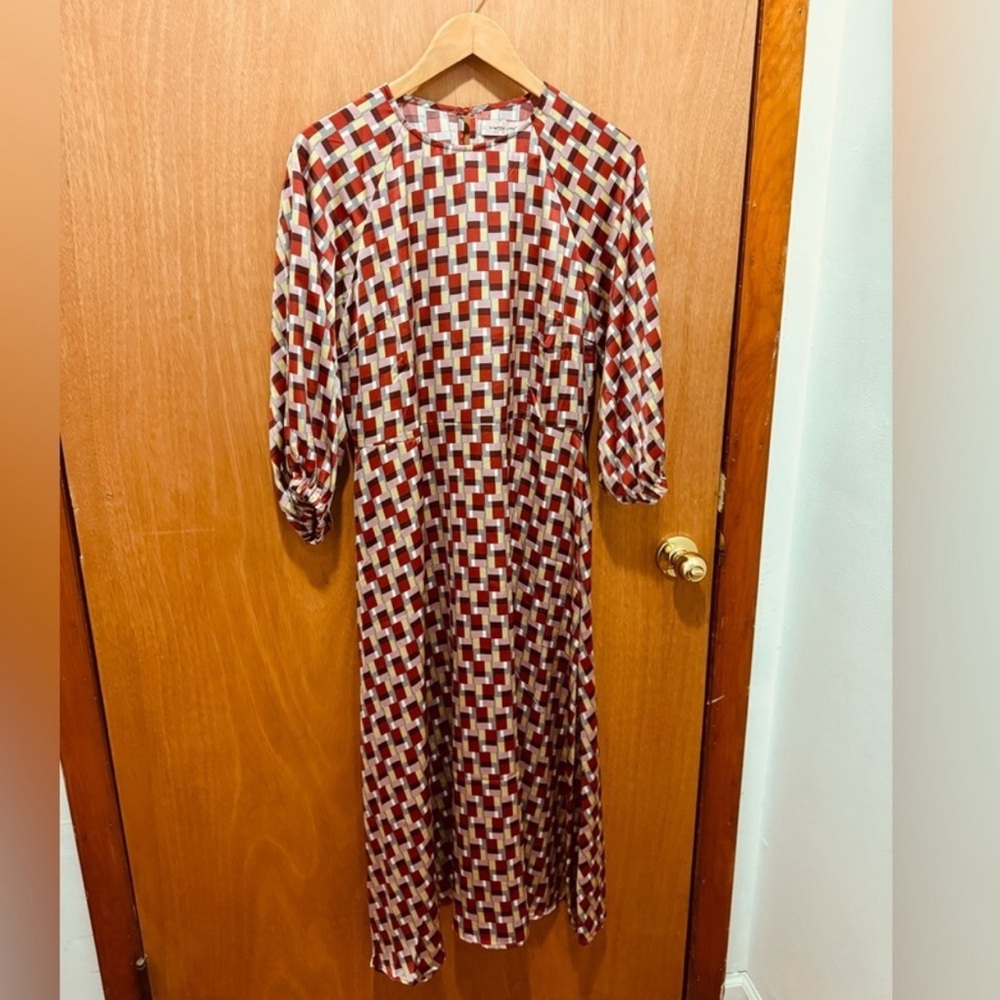 Geometric Print Mini Dress in Burgundy and Cream